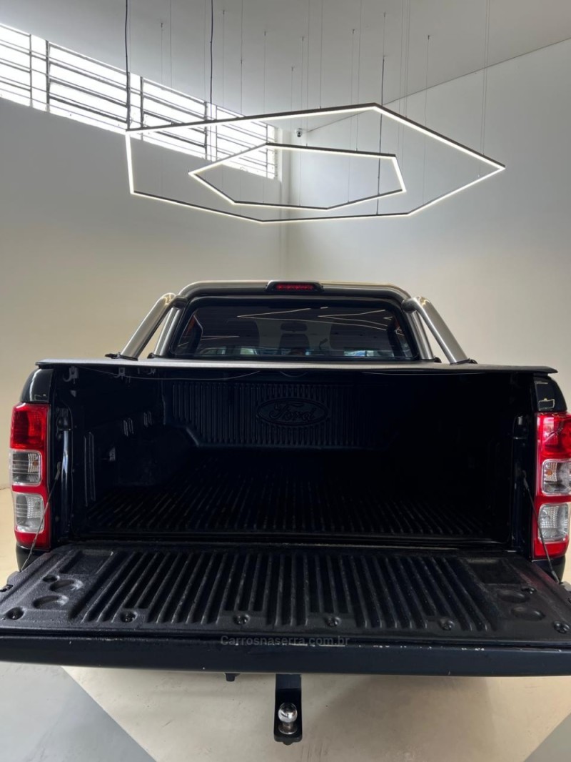 RANGER 2.5 XLT 4X2 CD 16V FLEX 4P MANUAL - 2014 - NOVO HAMBURGO