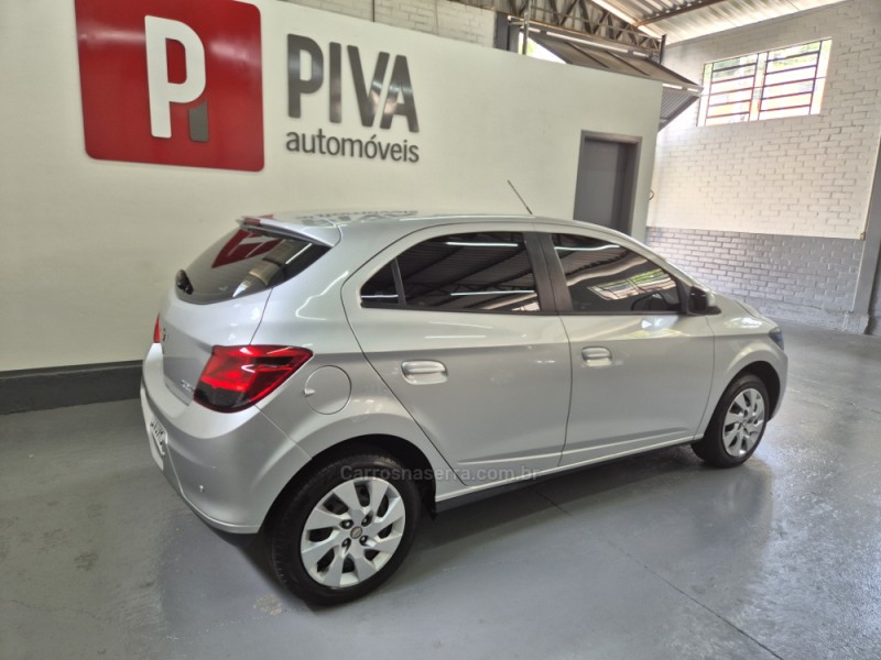 ONIX 1.4 MPFI LT 8V FLEX 4P MANUAL - 2015 - GARIBALDI