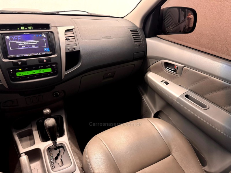 HILUX 3.0 SRV 4X4 CD 16V TURBO INTERCOOLER DIESEL 4P AUTOMÁTICO - 2011 - CASCA