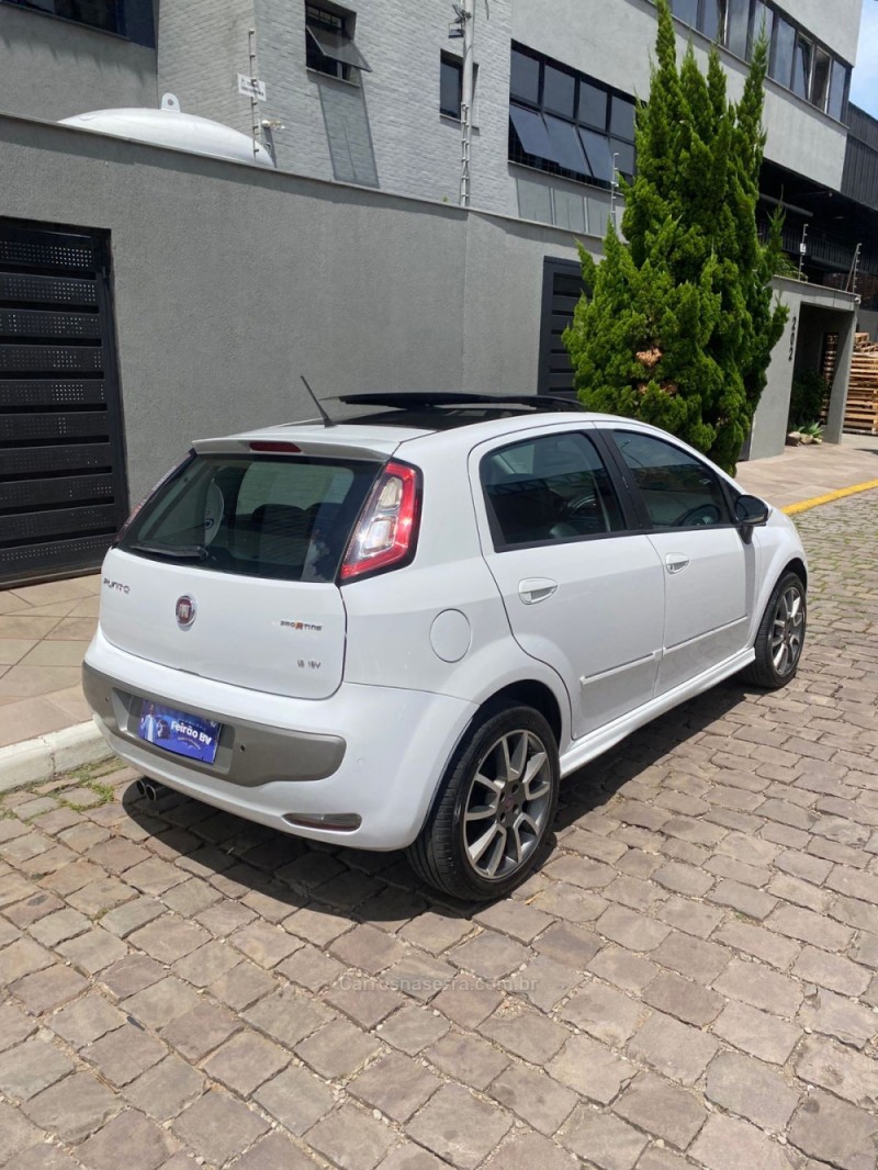 PUNTO 1.8 SPORTING 16V FLEX 4P MANUAL - 2013 - CAXIAS DO SUL