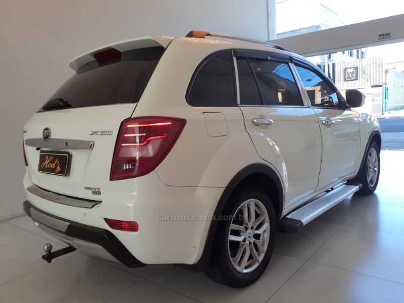 X60 1.8 TALENT 16V GASOLINA 4P MANUAL - 2016 - CANELA