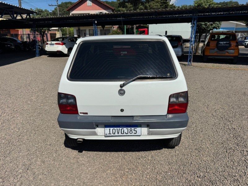 UNO 1.0 MILLE 8V GASOLINA 2P MANUAL - 2011 - IGREJINHA