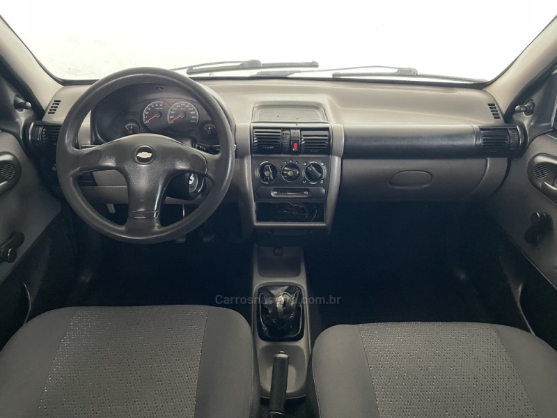 CLASSIC 1.0 MPFI LS 8V FLEX 4P MANUAL - 2014 - PAROBé