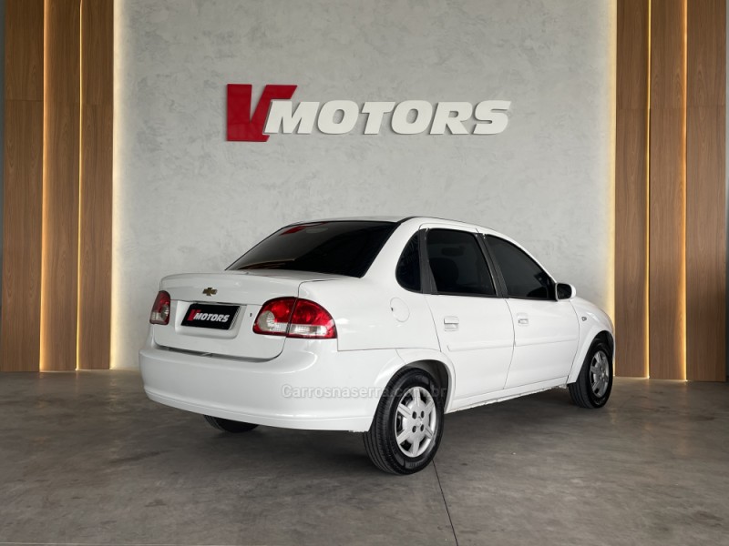 CLASSIC 1.0 MPFI LS 8V FLEX 4P MANUAL - 2014 - PAROBé