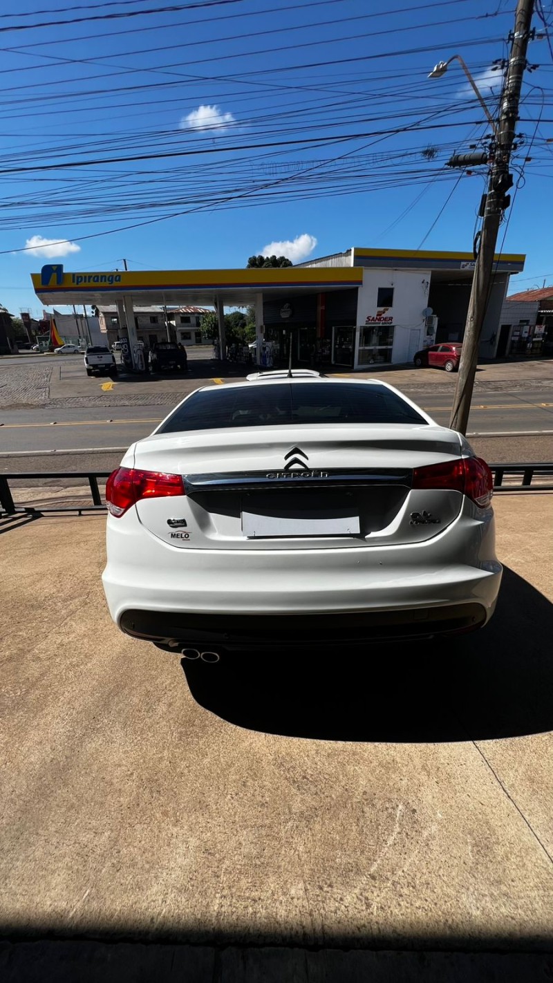 C4 LOUNGE  - 2017 - VACARIA