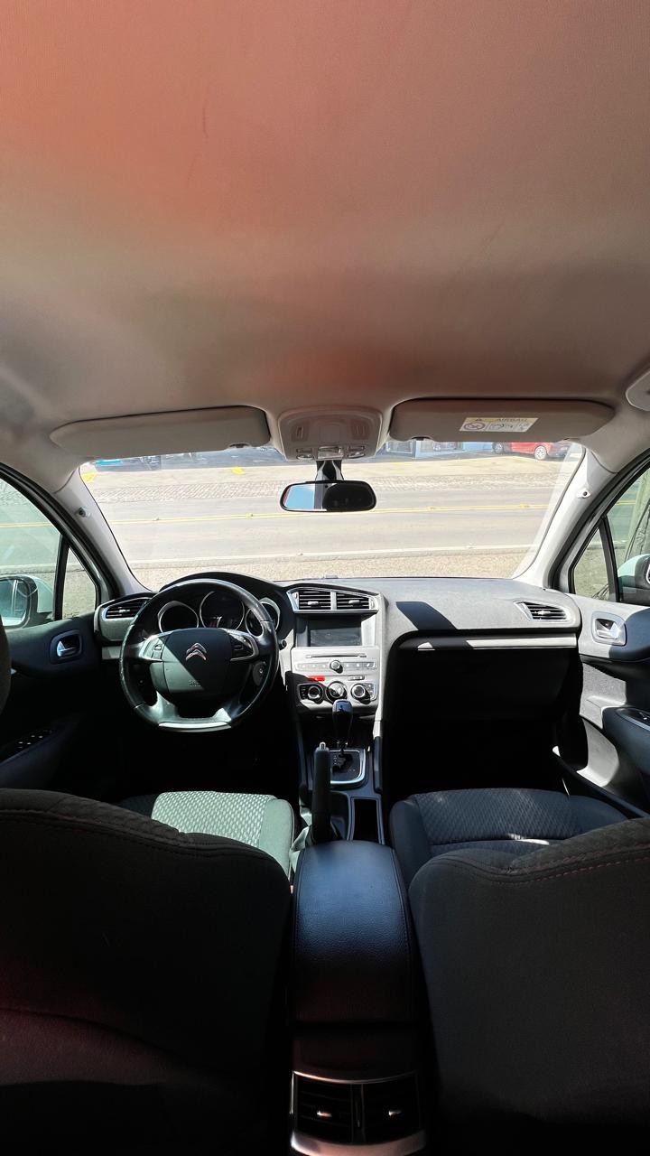 C4 LOUNGE  - 2017 - VACARIA