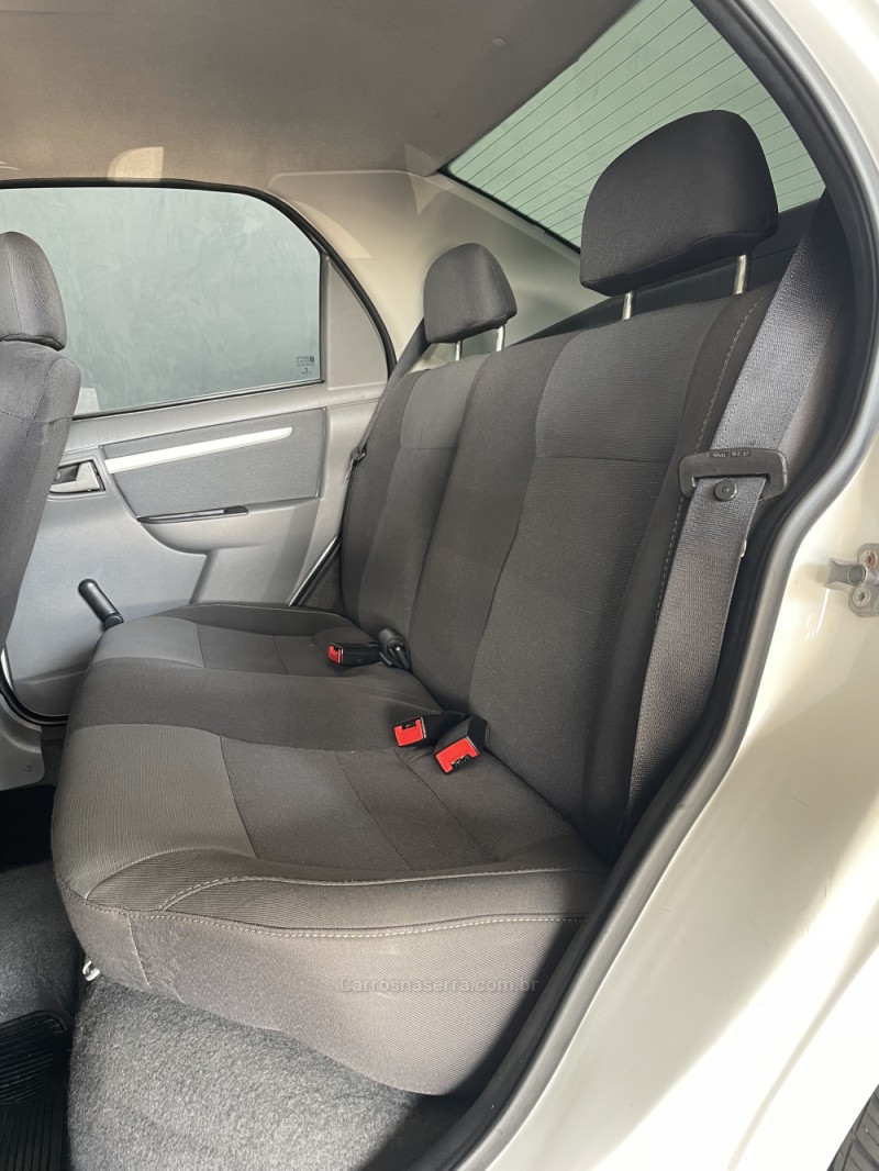 PRISMA 1.4 MPFI LT 8V FLEX 4P MANUAL - 2012 - PAROBé