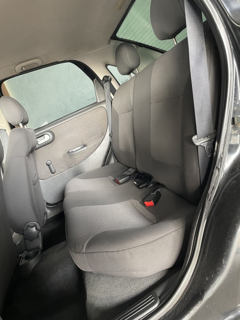 CORSA 1.4 MPFI PREMIUM SEDAN 8V FLEX 4P MANUAL - 2011 - PAROBé