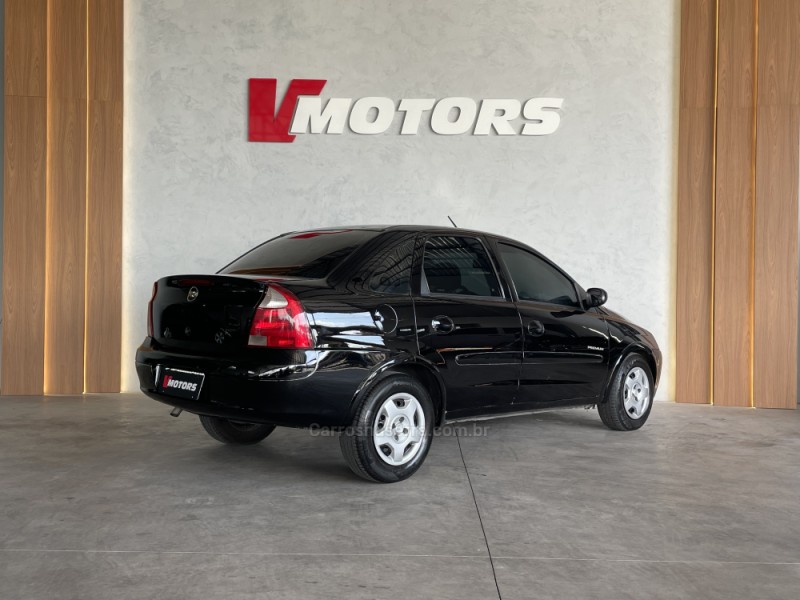 CORSA 1.4 MPFI PREMIUM SEDAN 8V FLEX 4P MANUAL - 2011 - PAROBé