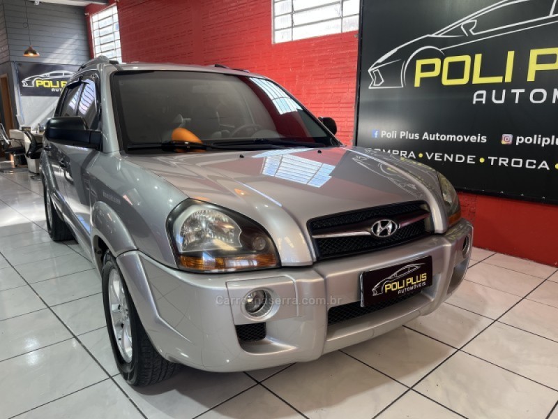 tucson 2.0 mpfi gl 16v 142cv 2wd gasolina 4p manual 2010 caxias do sul