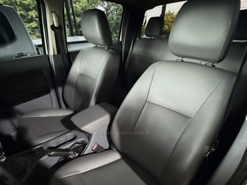 RANGER 2.2 XLS 4X4 CD 16V DIESEL 4P MANUAL - 2013 - PAROBé