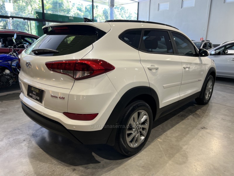 TUCSON 1.6 GLS TURBO GASOLINA 4P AUTOMÁTICO - 2022 - CAXIAS DO SUL