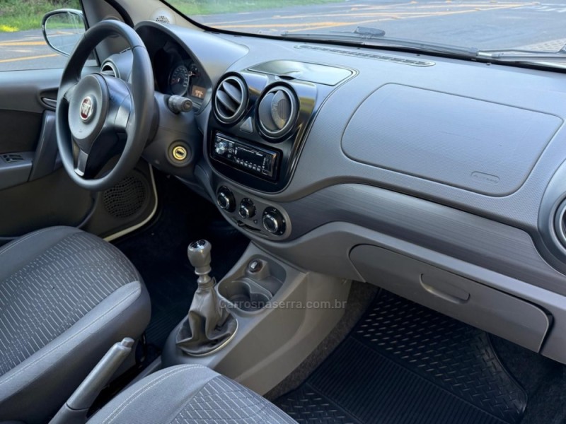 PALIO 1.0 MPI ATTRACTIVE 8V FLEX 4P MANUAL - 2015 - IVOTI