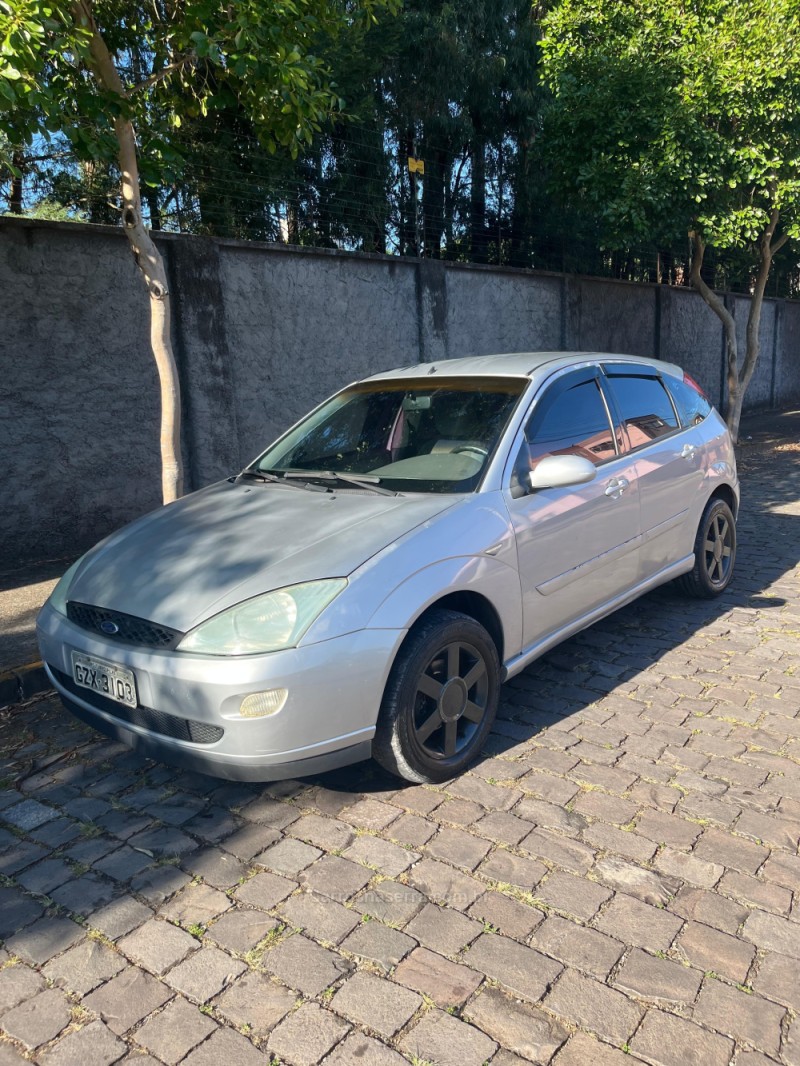 focus  2002 caxias do sul