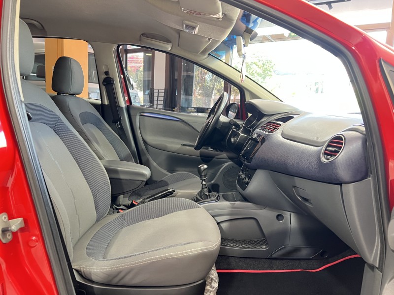 PUNTO 1.4 ATTRACTIVE 8V FLEX 4P MANUAL - 2013 - CAXIAS DO SUL