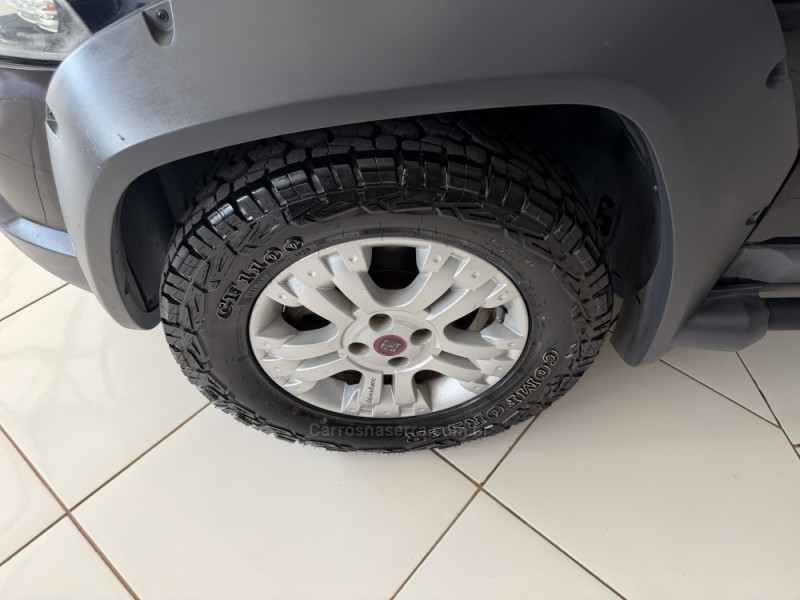 STRADA 1.8 MPI ADVENTURE LOCKER CD 16V FLEX 2P MANUAL - 2011 - ESMERALDA