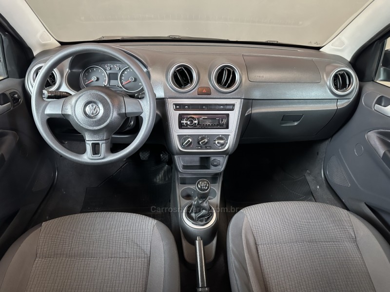 VOYAGE 1.6 MI 8V FLEX 4P MANUAL - 2014 - SAPIRANGA