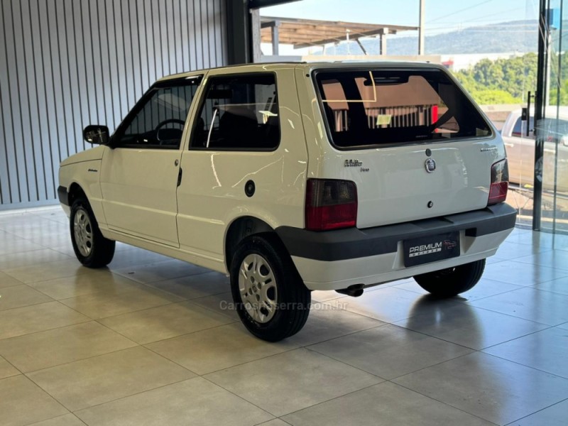 UNO 1.0 IE MILLE 8V GASOLINA 2P MANUAL - 2013 - DOIS IRMãOS