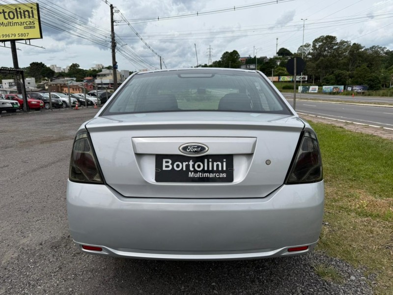 FIESTA 1.6 ROCAM SE SEDAN 8V FLEX 4P MANUAL - 2014 - FARROUPILHA