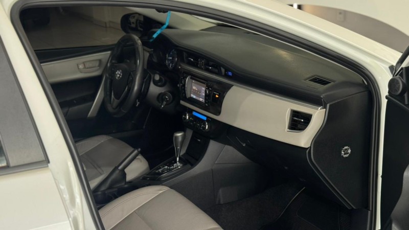 COROLLA 2.0 XEI 16V FLEX 4P AUTOMÁTICO - 2015 - ESTâNCIA VELHA