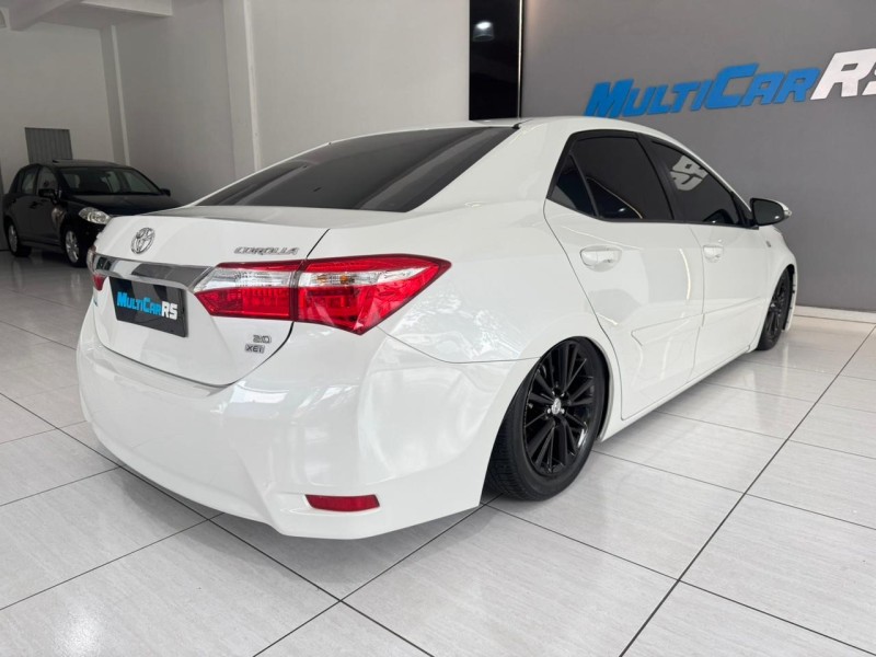 COROLLA 2.0 XEI 16V FLEX 4P AUTOMÁTICO - 2015 - ESTâNCIA VELHA