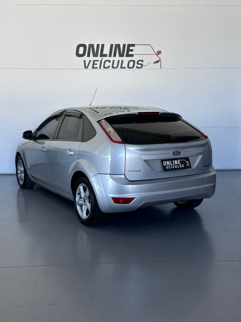 FOCUS 2.0 GLX 16V GASOLINA 4P AUTOMÁTICO - 2012 - FARROUPILHA