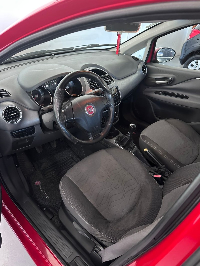 PUNTO 1.6 ESSENCE 16V FLEX 4P MANUAL - 2013 - FARROUPILHA