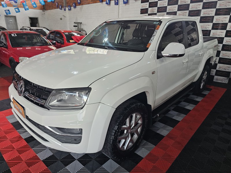 AMAROK 2.0 HIGHLINE 4X4 CD 16V TURBO INTERCOOLER DIESEL 4P AUTOMÁTICO - 2017 - CAXIAS DO SUL