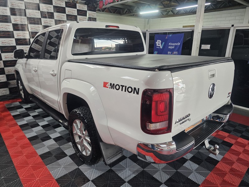 AMAROK 2.0 HIGHLINE 4X4 CD 16V TURBO INTERCOOLER DIESEL 4P AUTOMÁTICO - 2017 - CAXIAS DO SUL