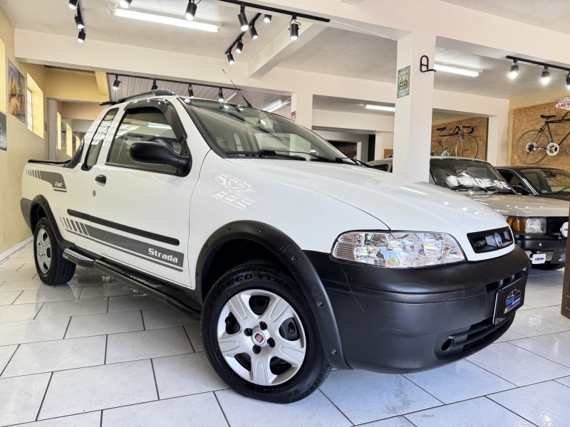 STRADA 1.4 MPI FIRE CE 8V FLEX 2P MANUAL - 2006 - CAXIAS DO SUL