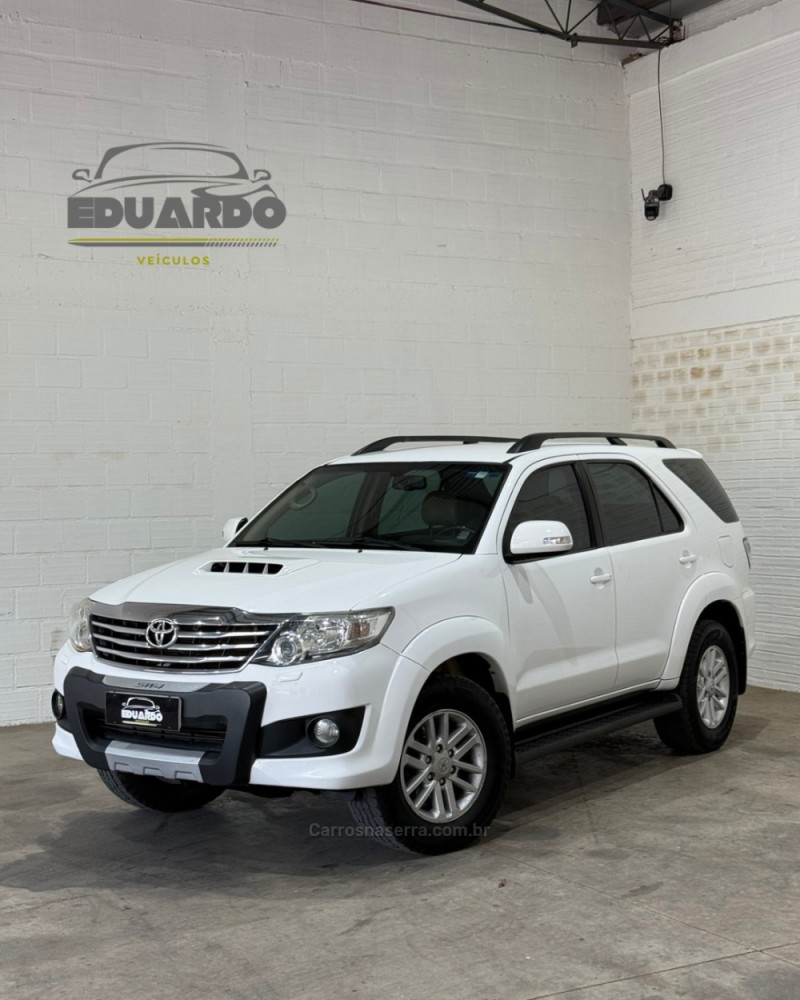 hilux sw4 3.0 srv 4x4 7 lugares 16v turbo intercooler diesel 4p automatico 2015 arroio do meio