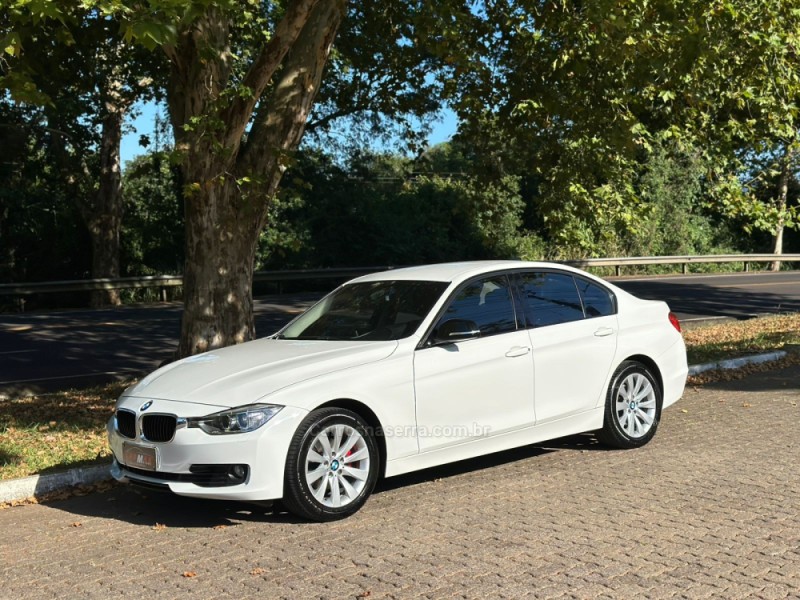 320I 2.0 MODERN 16V TURBO GASOLINA 4P AUTOMÁTICO - 2013 - DOIS IRMãOS