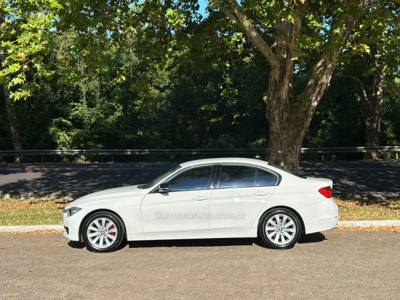 320I 2.0 MODERN 16V TURBO GASOLINA 4P AUTOMÁTICO - 2013 - DOIS IRMãOS