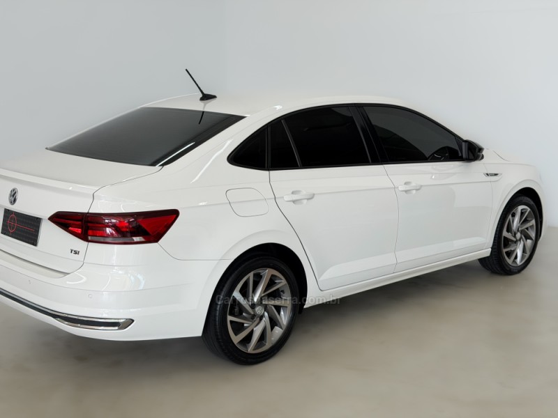 VIRTUS 1.0 200 TSI HIGHLINE AUTOMÁTICO - 2018 - CAXIAS DO SUL