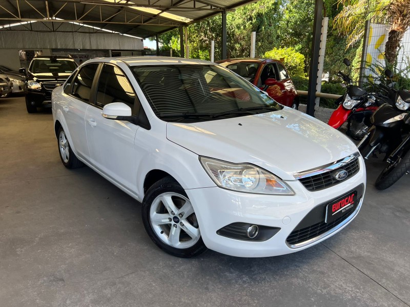 FOCUS 1.6 GLX SEDAN 8V FLEX 4P MANUAL - 2011 - CAXIAS DO SUL