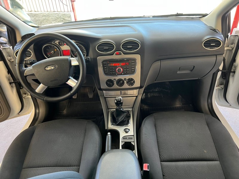 FOCUS 1.6 GLX SEDAN 8V FLEX 4P MANUAL - 2011 - CAXIAS DO SUL