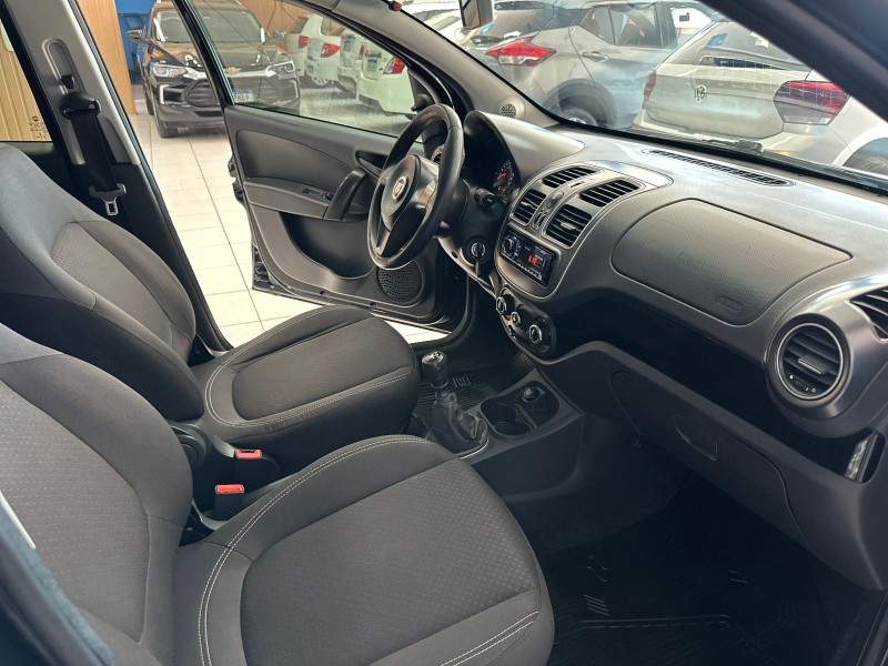 GRAND SIENA 1.0 ATTRACTIVE 8V FLEX 4P MANUAL - 2018 - CAXIAS DO SUL