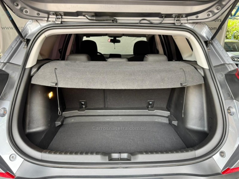 TRACKER 1.0 12V LT TURBO FLEX 4P AUTOMÁTICO - 2023 - NOVA PRATA