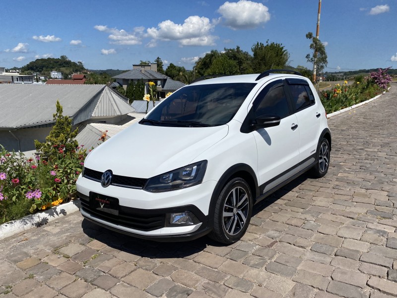 FOX 1.6 MSI XTREME 8V FLEX 4P MANUAL - 2018 - CARLOS BARBOSA