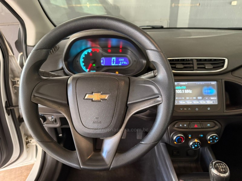 ONIX 1.4 MPFI LT 8V FLEX 4P MANUAL - 2015 - MUçUM