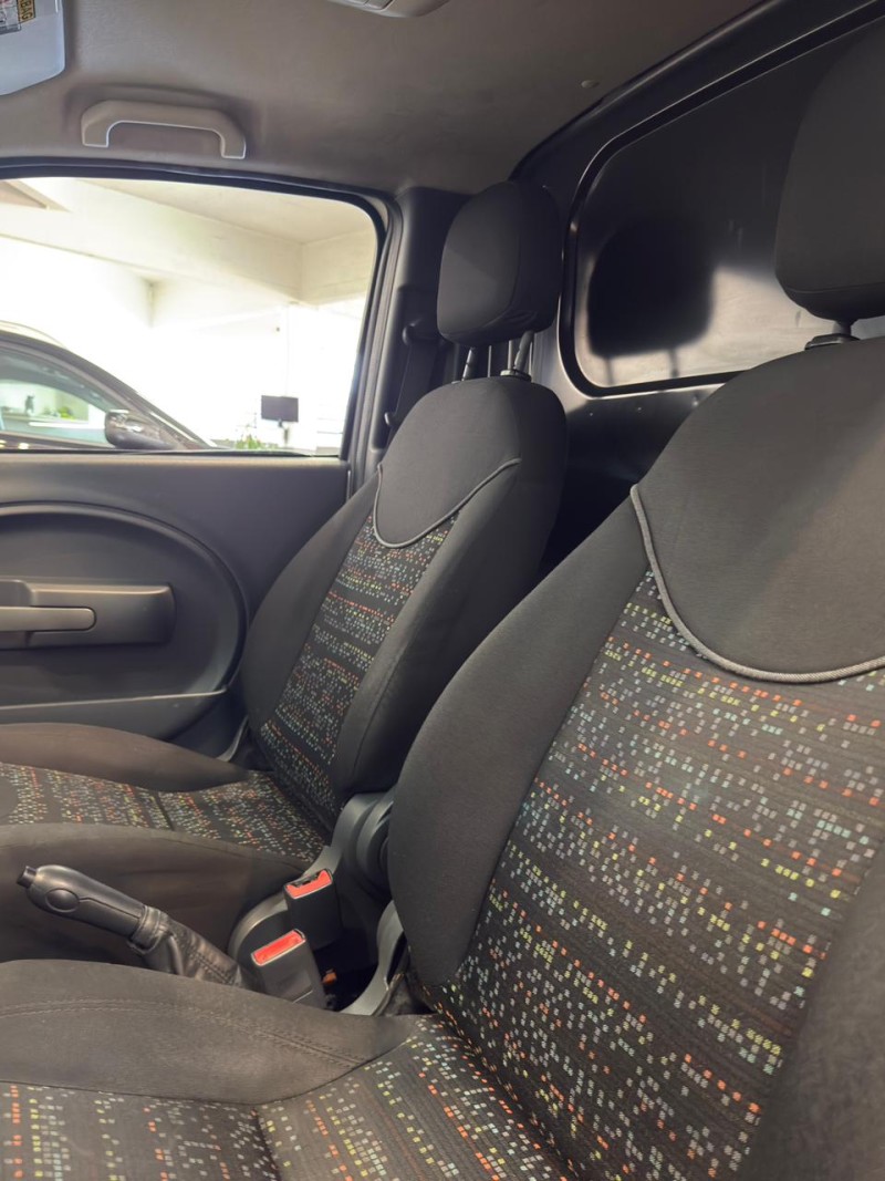 FIORINO 1.4 HARD WORKING FURGÃO EVO 8V FLEX 2P MANUAL - 2017 - CAXIAS DO SUL