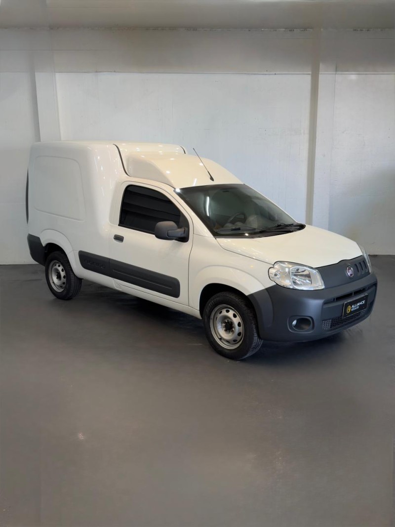 FIORINO 1.4 HARD WORKING FURGÃO EVO 8V FLEX 2P MANUAL - 2017 - CAXIAS DO SUL