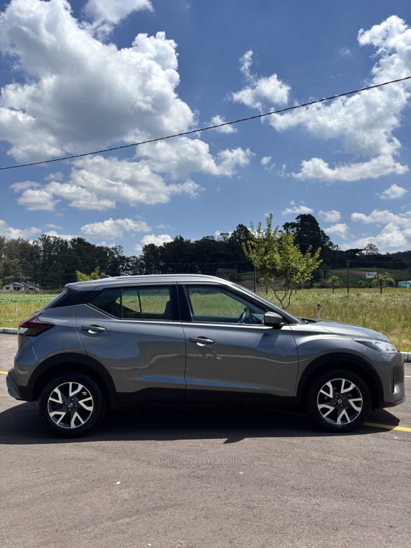 KICKS 1.6 SENSE 16V FLEX 4P AUTOMÁTICO - 2022 - CARLOS BARBOSA