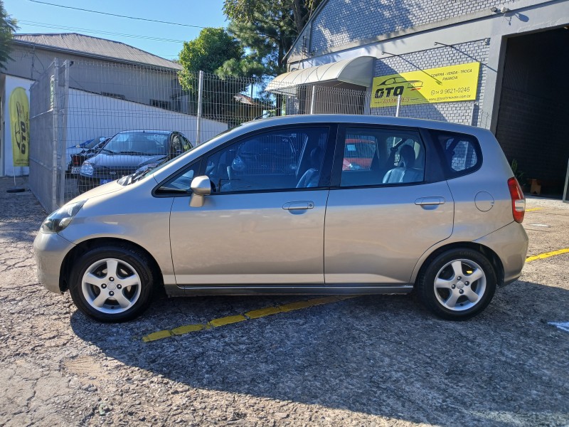 FIT 1.4 LXL 8V GASOLINA 4P AUTOMÁTICO - 2005 - FARROUPILHA