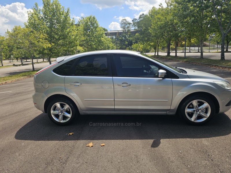 FOCUS 1.6 SE PLUS 16V FLEX 4P MANUAL - 2013 - BENTO GONçALVES