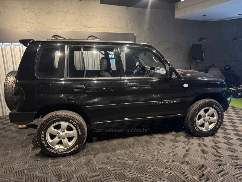 PAJERO TR4 2.0 4X2 16V 140CV FLEX 4P AUTOMÁTICO - 2008 - FARROUPILHA