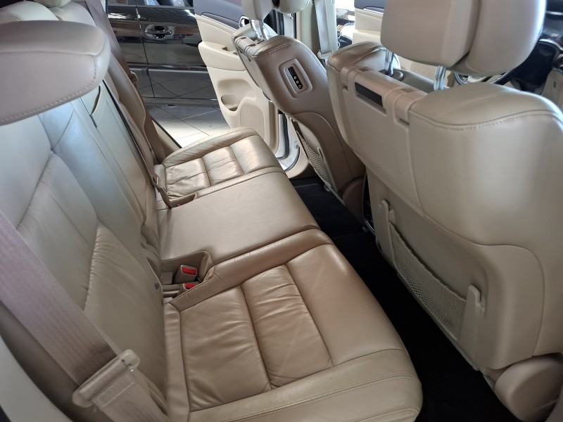 GRAND CHEROKEE 3.0 LIMITED 4X4 V6 24V TURBO DIESEL 4P AUTOMÁTICO - 2014 - FARROUPILHA