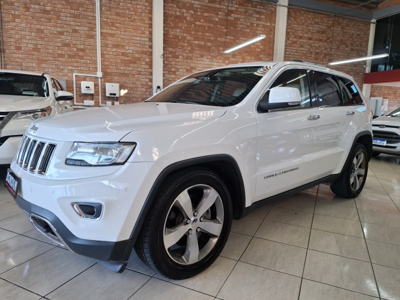 GRAND CHEROKEE 3.0 LIMITED 4X4 V6 24V TURBO DIESEL 4P AUTOMÁTICO - 2014 - FARROUPILHA