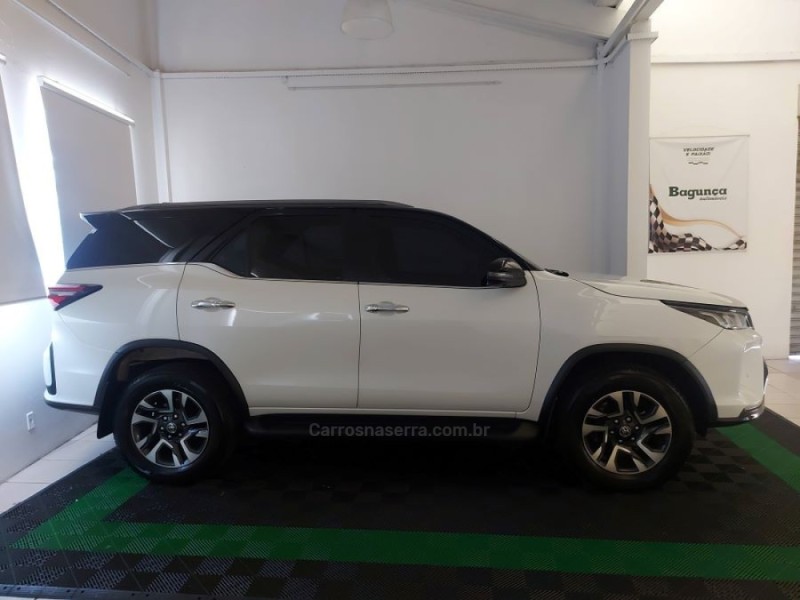 HILUX SW4 2.8 4X4 DIAMOND 16V TURBO DIESEL 4P 7 LUGARES AUTOMATICO - 2022 - NOVO HAMBURGO