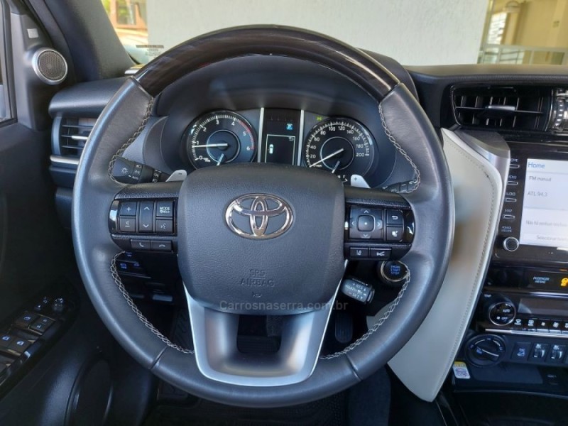 HILUX SW4 2.8 4X4 DIAMOND 16V TURBO DIESEL 4P 7 LUGARES AUTOMATICO - 2022 - NOVO HAMBURGO